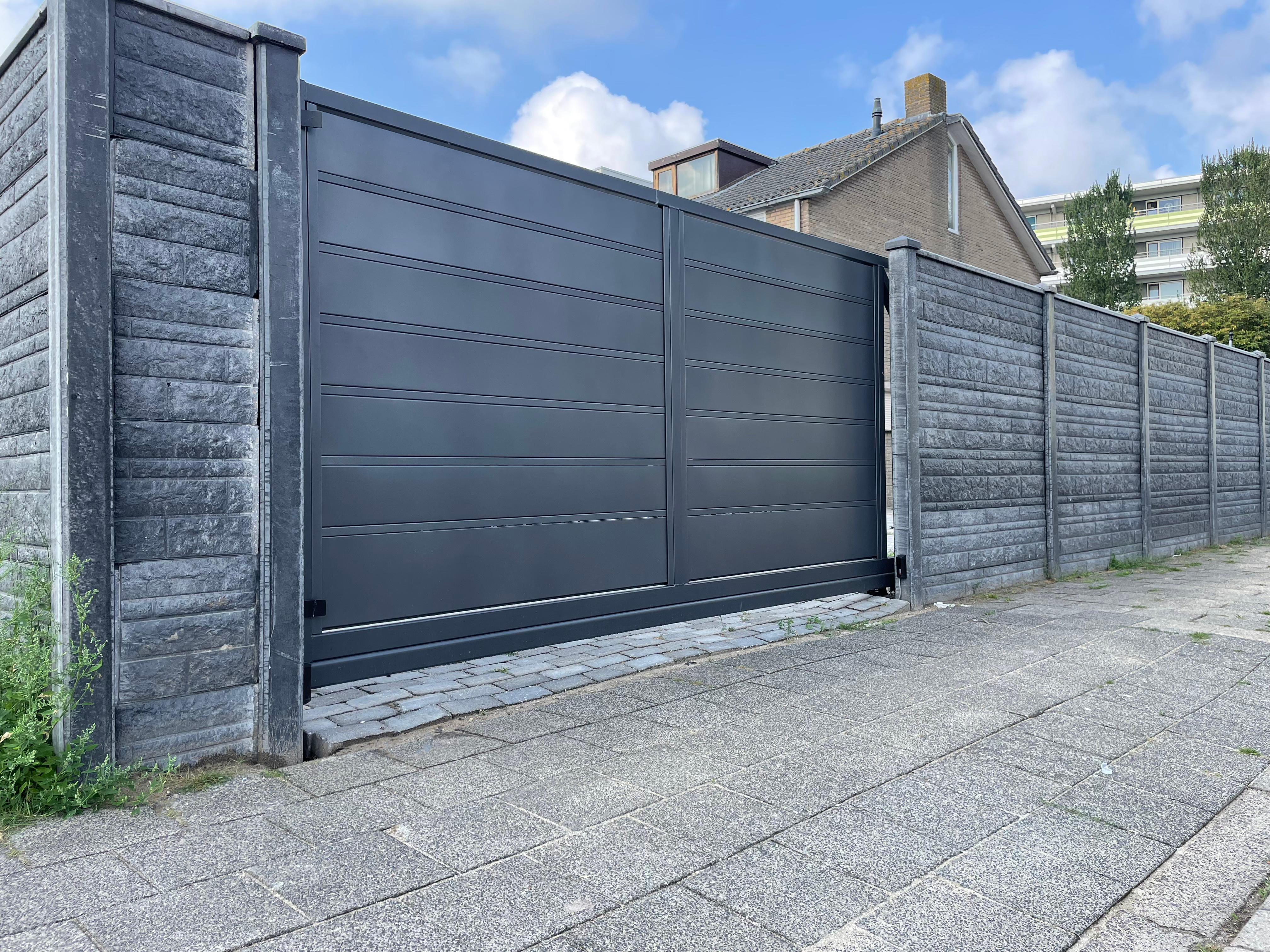 Schuifpoort Travertine Plus